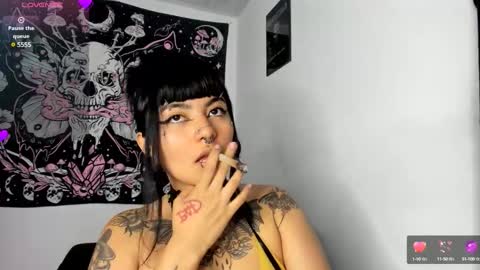 Snapshot of sheccid_ chatting on 03/01/25, 06:32 sheccid online show from 03/01/25, 06:32