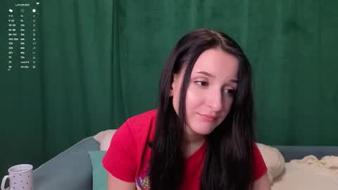 Snapshot of sheenagear chatting on 09/30/25, 01:27 sheenagear online show from 09/30/25, 01:27
