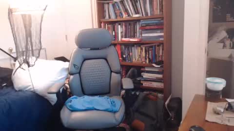 sheepishlion online show from 10/23/25, 03:06