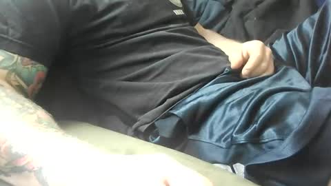 Snapshot of sheepydoggy45 chatting on 10/19/25, 05:02 sheepydoggy45 online show from 10/19/25, 05:02