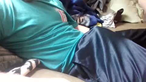 Snapshot of sheepydoggy45 chatting on 11/30/25, 04:00 sheepydoggy45 online show from 11/30/25, 04:00