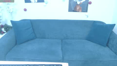 Snapshot of sheilaryan chatting on 12/24/24, 05:16 Sheila GMT 2 Tuesday Wednesday Friday Saturday Sunday- 8 5 online show from 12/24/24, 05:16
