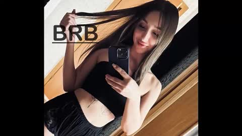 Snapshot of sheillawood chatting on 11/16/25, 12:33 sheillawood online show from 11/16/25, 12:33