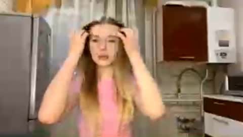 Jenny online show from 10/17/25, 08:22