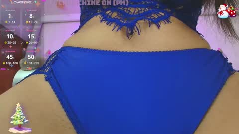 Snapshot of shelby_carson chatting on 12/19/24, 11:35 Shelby cute online show from 12/19/24, 11:35