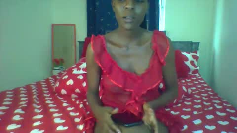 Snapshot of shelia420715 chatting on 02/19/25, 12:44 shelia420715 online show from 02/19/25, 12:44
