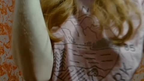 Erika online show from 12/25/24, 12:16