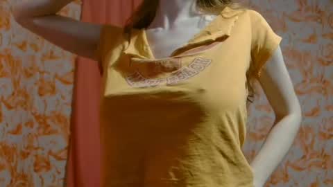 Erika online show from 01/16/25, 03:23