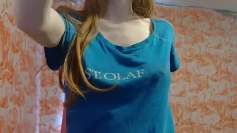 Erika online show from 10/17/25, 05:59