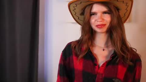 Sofia online show from 10/21/25, 06:47