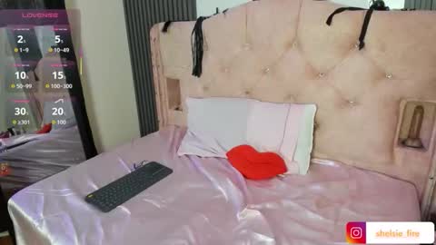 shelsie_fire online show from 09/24/25, 07:50