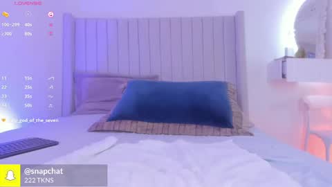 shelynna_azzul online show from 09/17/25, 07:37