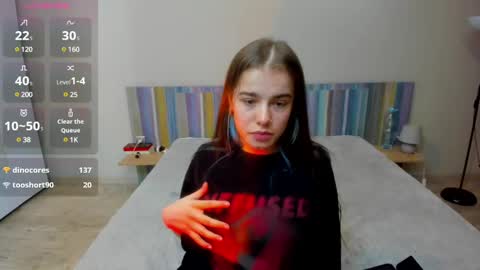 Snapshot of shelyymoon chatting on 03/07/25, 06:11 ShelyMoon online show from 03/07/25, 06:11