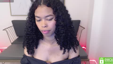 Snapshot of shenna_brunette_ chatting on 02/16/25, 01:05 Shenna online show from 02/16/25, 01:05