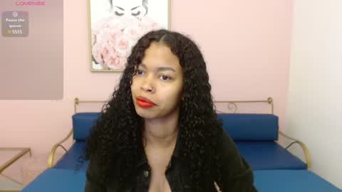 Snapshot of shenna_brunette_ chatting on 02/23/25, 01:10 Shenna online show from 02/23/25, 01:10