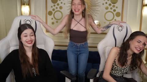 Sheryl online show from 02/04/25, 06:06