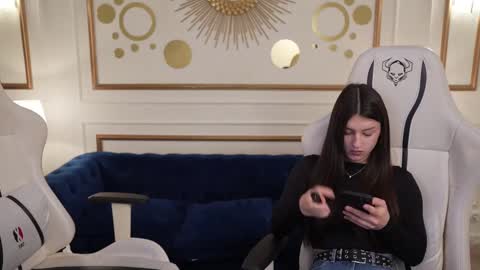 Sheryl online show from 02/28/25, 12:20