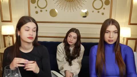 Sheryl online show from 03/12/25, 04:35