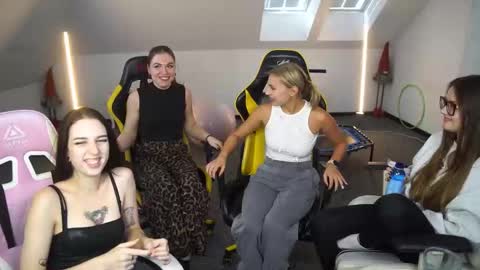 Sheryl online show from 09/24/25, 10:18