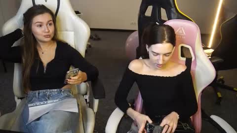 Sheryl online show from 10/03/25, 10:23