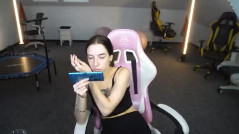 Sheryl online show from 10/08/25, 10:24