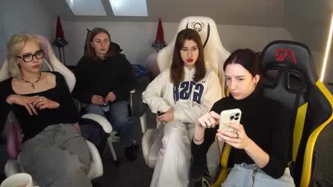 Sheryl online show from 10/14/25, 10:38