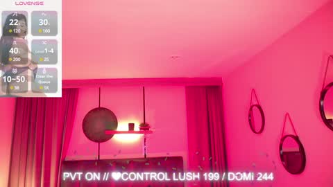 Snapshot of sheyla_hills_ chatting on 01/20/25, 04:32 Sheyla online show from 01/20/25, 04:32