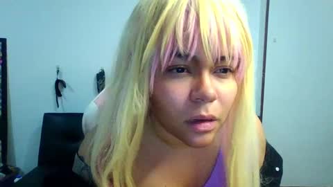 Shinee online show from 02/16/25, 05:15