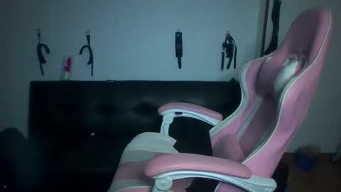 Shinee online show from 02/19/25, 06:11