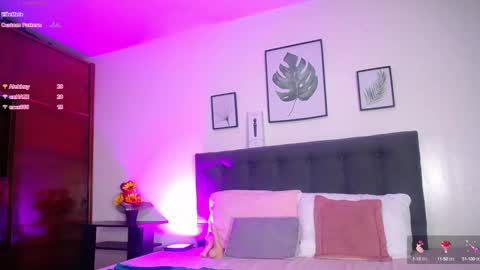 Snapshot of shirly_vannicelli chatting on 02/05/25, 11:17 shirly online show from 02/05/25, 11:17