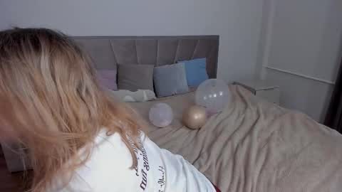 Agatha online show from 10/12/25, 01:21