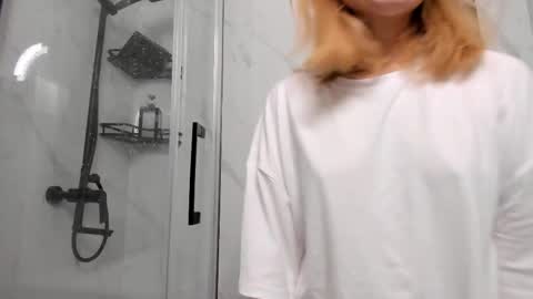 Agatha online show from 10/26/25, 02:01