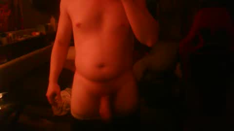 Snapshot of shrubbiedubdub chatting on 10/17/25, 04:26 Shrubbiedubdub online show from 10/17/25, 04:26
