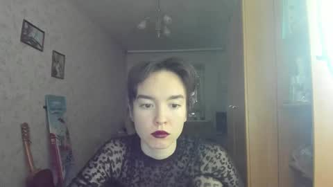 shtuchka2000 online show from 11/28/25, 08:55