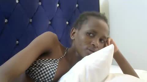 Snapshot of shugar7260 chatting on 11/13/25, 06:34 shugar7260 online show from 11/13/25, 06:34