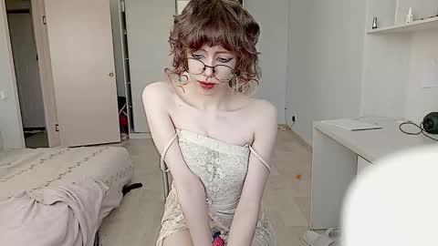 Aria online show from 09/29/25, 02:49