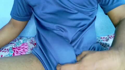 shyeyes online show from 12/11/24, 02:11