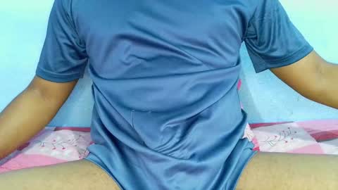 shyeyes online show from 01/31/25, 03:44