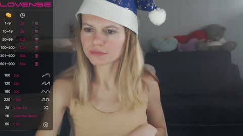 Snapshot of shy_moony chatting on 12/28/24, 11:52 just Alex online show from 12/28/24, 11:52