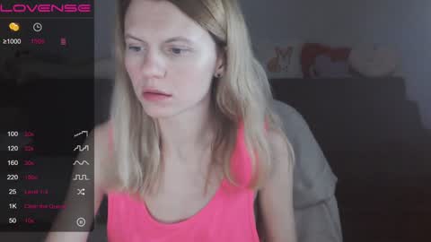 Snapshot of shy_moony chatting on 01/12/25, 10:01 just Alex online show from 01/12/25, 10:01