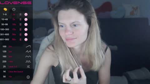 Snapshot of shy_moony chatting on 01/26/25, 10:46 just Alex online show from 01/26/25, 10:46