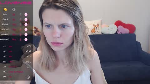 Snapshot of shy_moony chatting on 03/05/25, 07:27 just Alex online show from 03/05/25, 07:27