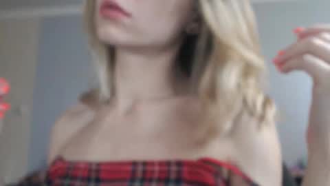 Snapshot of shy_moony chatting on 09/12/25, 02:17 just Alex online show from 09/12/25, 02:17