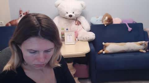 Snapshot of shy_moony chatting on 09/14/25, 03:33 just Alex online show from 09/14/25, 03:33