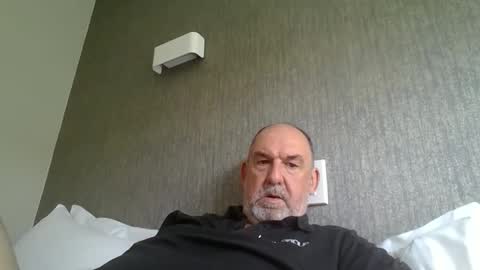 Snapshot of shyguytm chatting on 12/03/24, 05:53 shyguytm online show from 12/03/24, 05:53