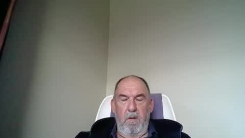 Snapshot of shyguytm chatting on 02/07/25, 06:35 shyguytm online show from 02/07/25, 06:35