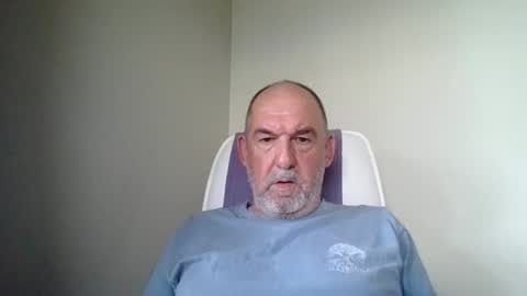 Snapshot of shyguytm chatting on 03/11/25, 04:10 shyguytm online show from 03/11/25, 04:10