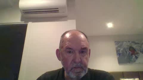 Snapshot of shyguytm chatting on 10/20/25, 06:03 shyguytm online show from 10/20/25, 06:03