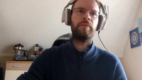 shypaul222222 online show from 11/24/25, 12:27