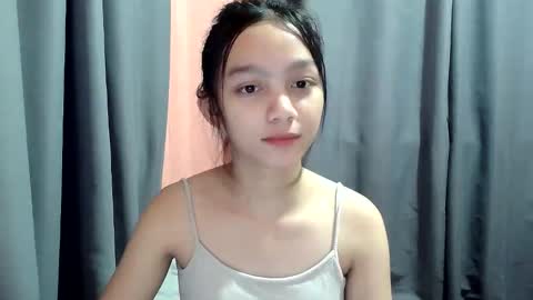 Snapshot of shypinay_kaira chatting on 09/20/25, 06:03 kaira online show from 09/20/25, 06:03